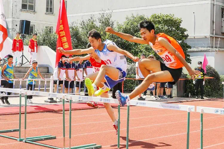 网球拍中间为什么叫甜心区